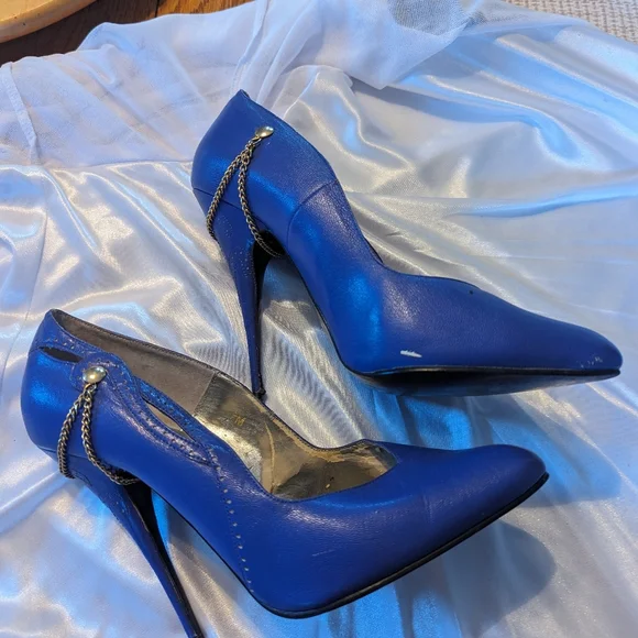 Heels - Picture 6 of 7